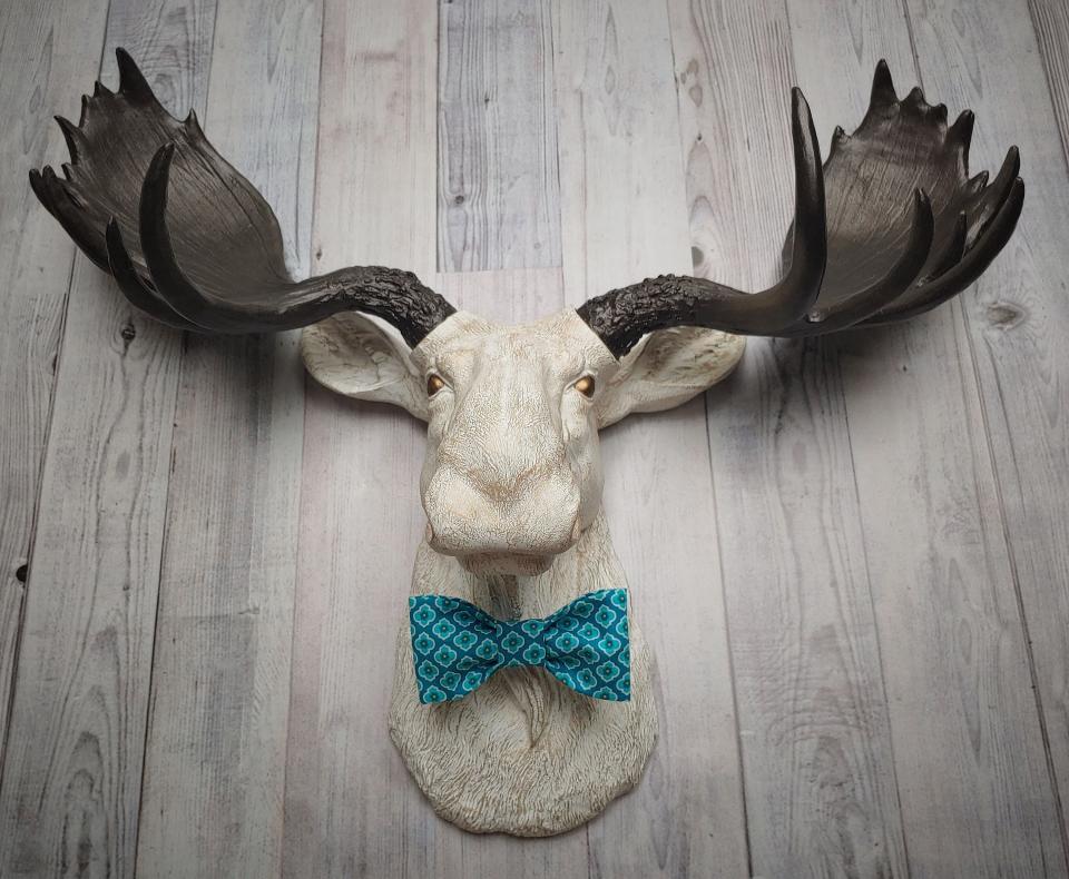 Faux Taxidermy Moose Head, Moose Head Wall Decor, Moose Head with Bow Tie
