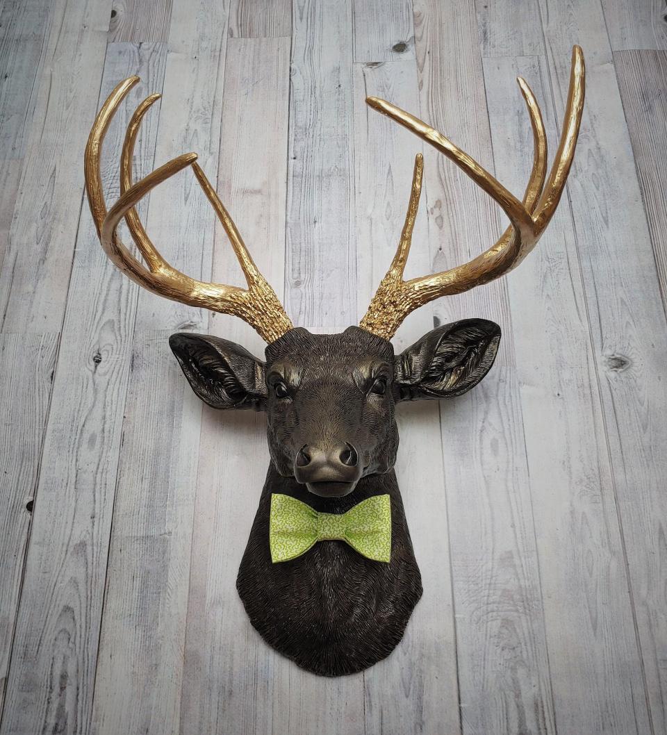 Faux Taxidermy Deer Head, Deer Head Wall Mount, Stag Head Wall Art, Deer Head with bow tie